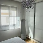 Apartamento Puente Romano Daire *