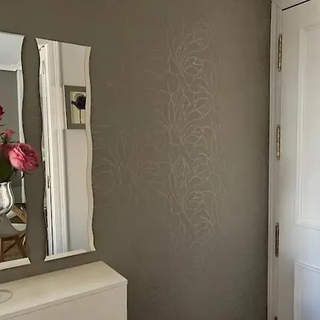 Apartamento Puente Romano Apartment